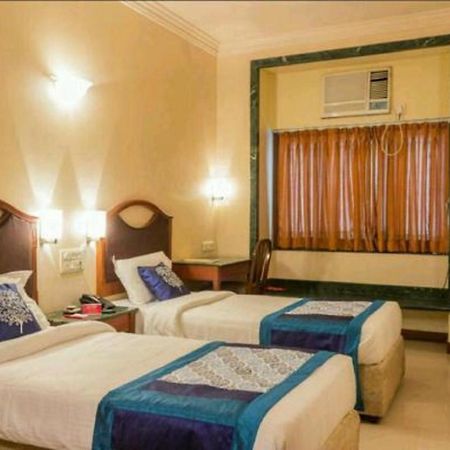 Strand Hotel, Colaba Mumbai Exterior photo