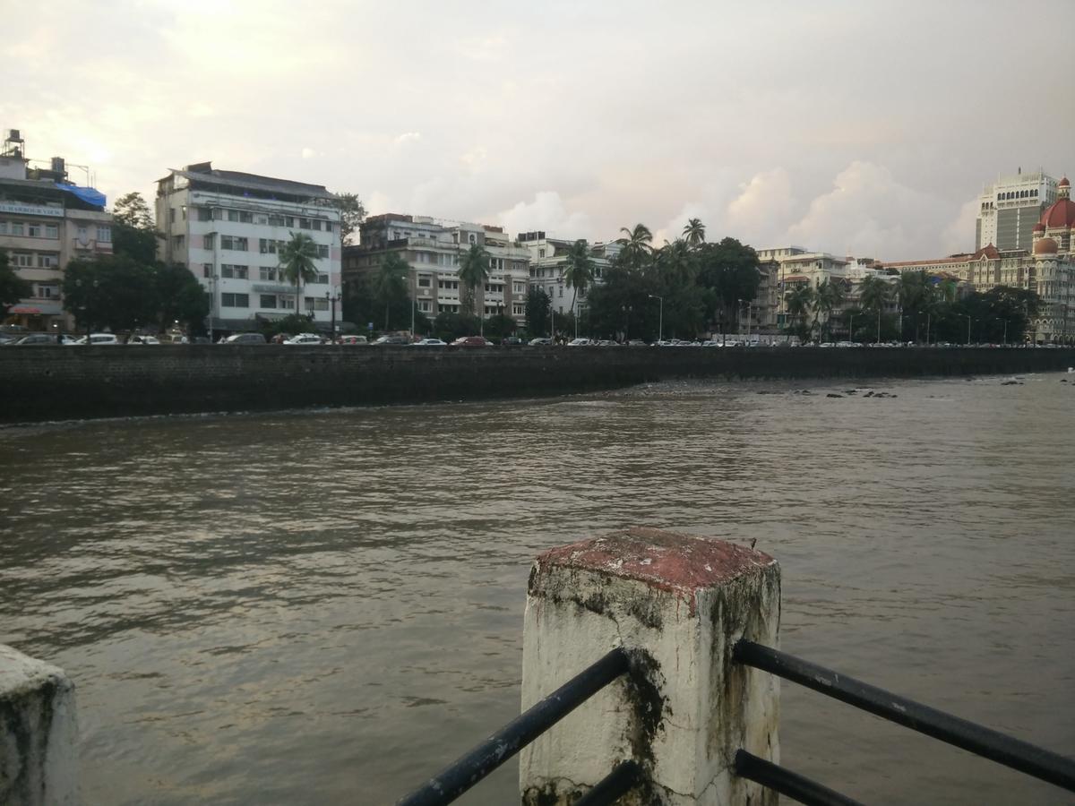 Strand Hotel, Colaba Mumbai Exterior photo