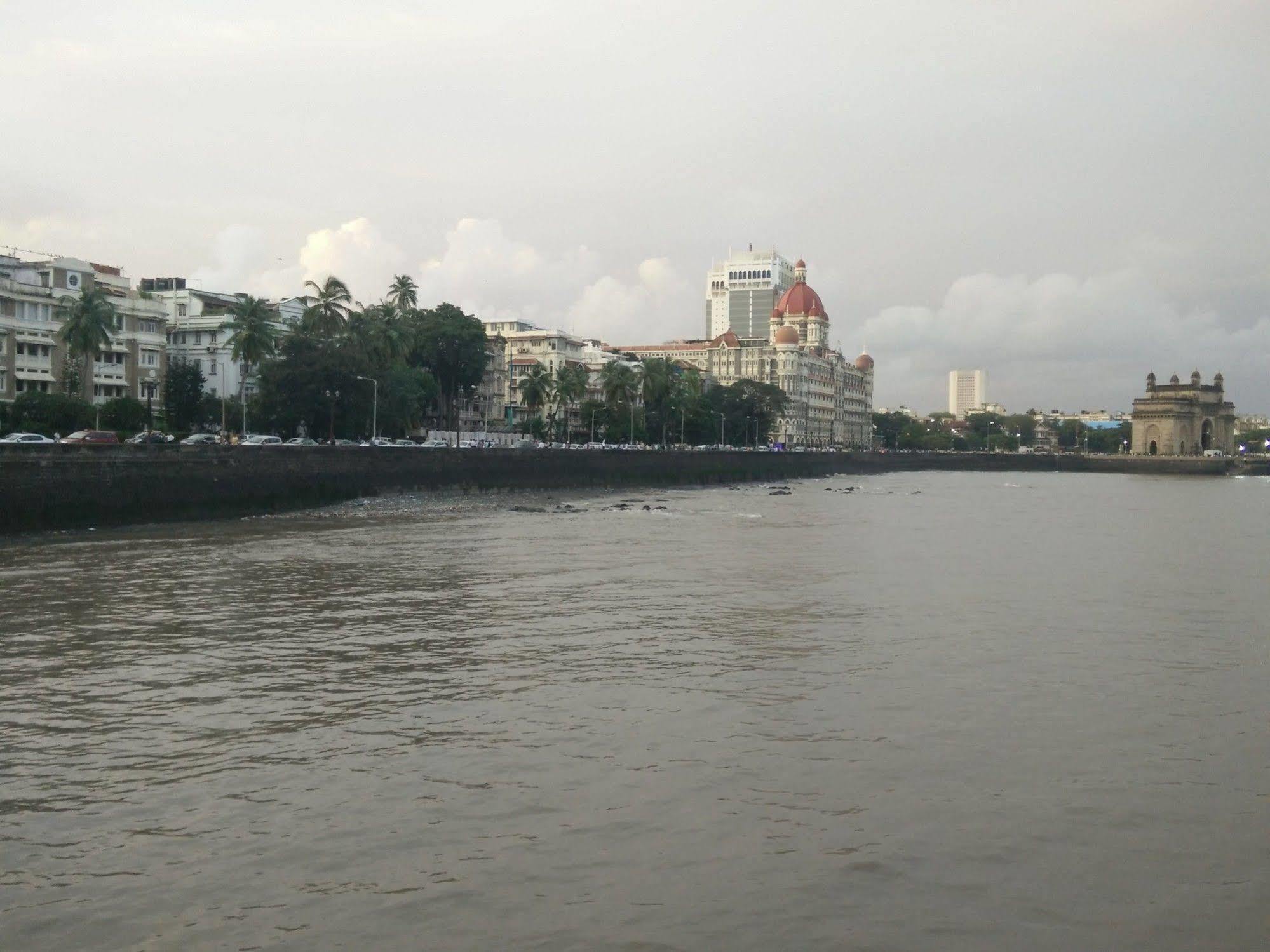 Strand Hotel, Colaba Mumbai Exterior photo